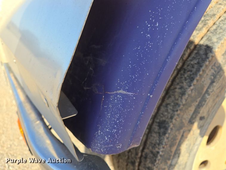 image for item EL5693 1999 Peterbilt 379 semi truck