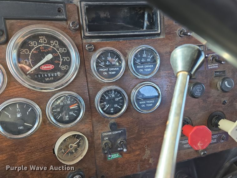 image for item EL5693 1999 Peterbilt 379 semi truck