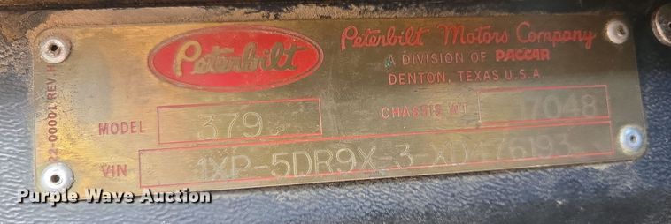 image for item EL5693 1999 Peterbilt 379 semi truck