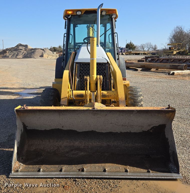 image for item EL5694 2003 John Deere 310SG backhoe