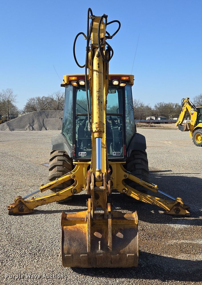 image for item EL5694 2003 John Deere 310SG backhoe