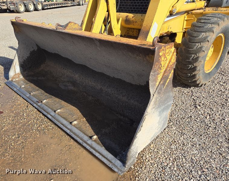 image for item EL5694 2003 John Deere 310SG backhoe