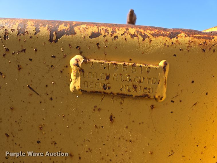 image for item EL5694 2003 John Deere 310SG backhoe