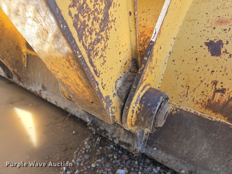 image for item EL5694 2003 John Deere 310SG backhoe