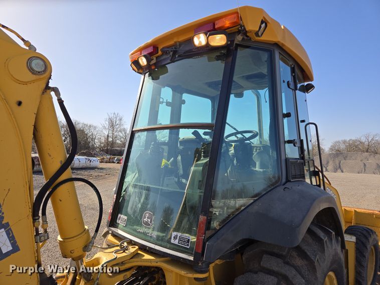 image for item EL5694 2003 John Deere 310SG backhoe