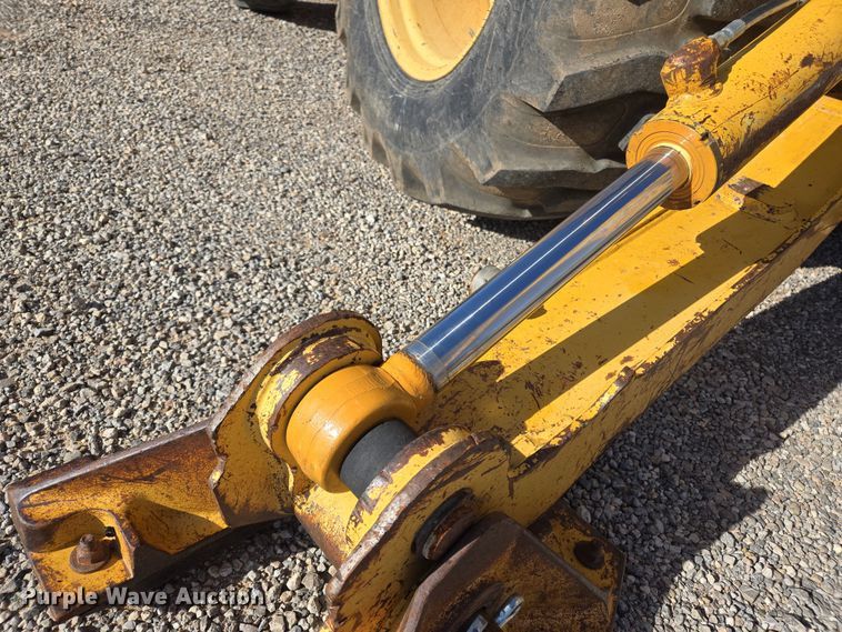 image for item EL5694 2003 John Deere 310SG backhoe