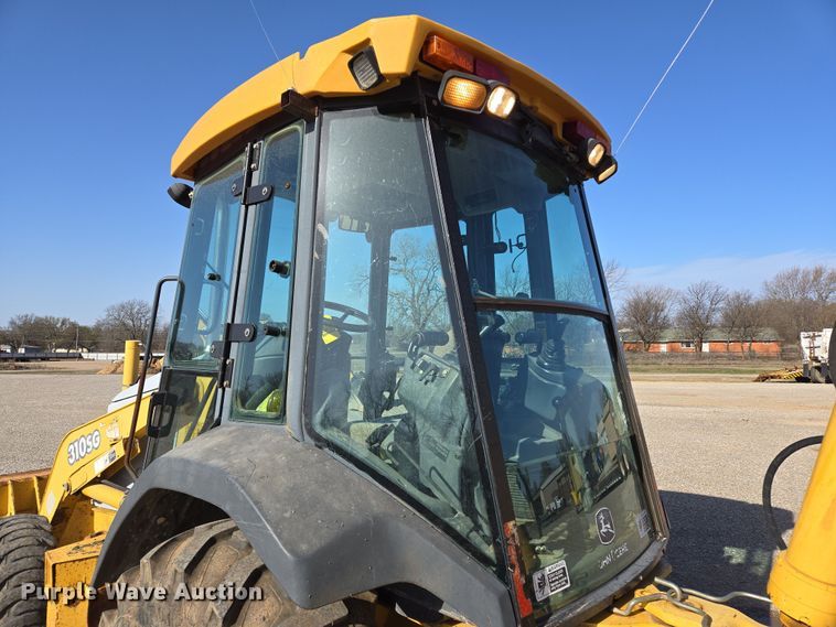 image for item EL5694 2003 John Deere 310SG backhoe