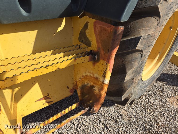 image for item EL5694 2003 John Deere 310SG backhoe