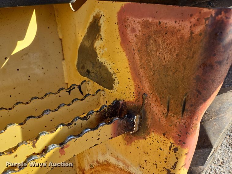 image for item EL5694 2003 John Deere 310SG backhoe