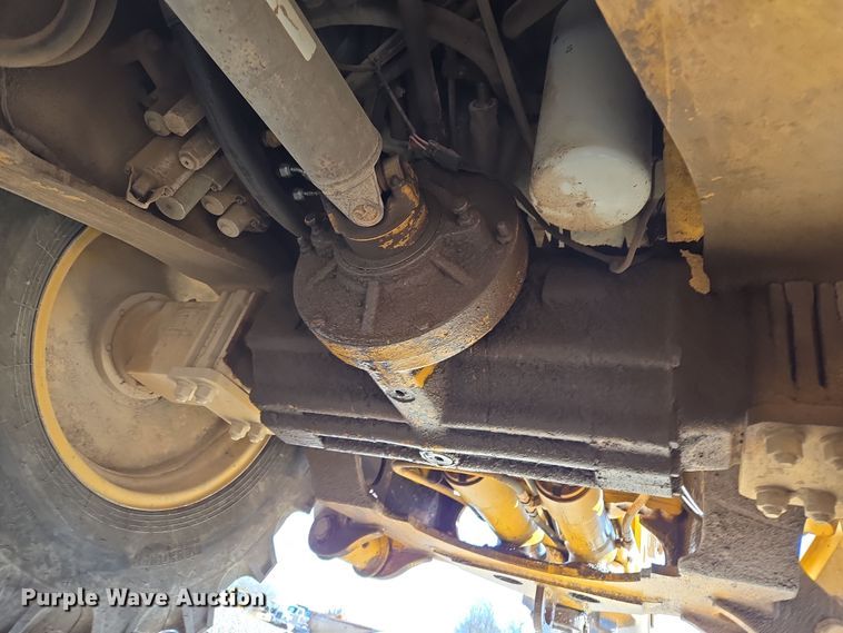 image for item EL5694 2003 John Deere 310SG backhoe