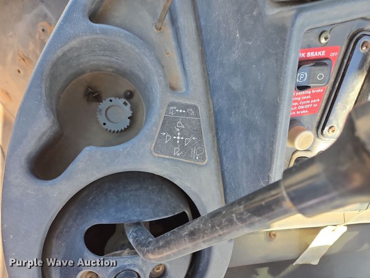 image for item EL5694 2003 John Deere 310SG backhoe