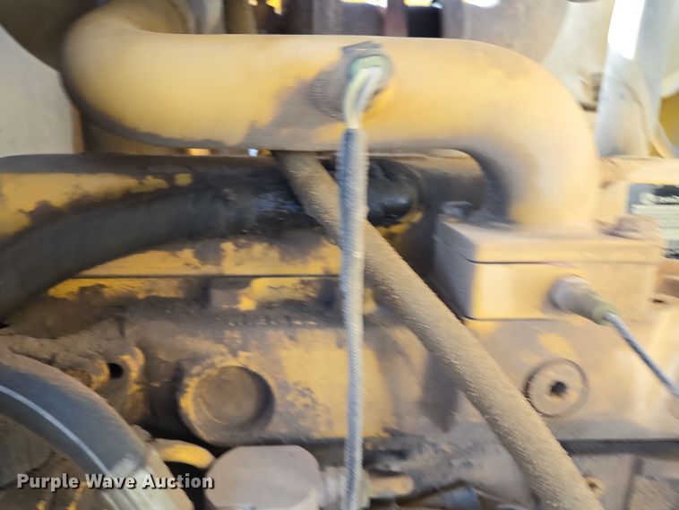 image for item EL5694 2003 John Deere 310SG backhoe