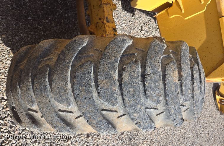 image for item EL5694 2003 John Deere 310SG backhoe