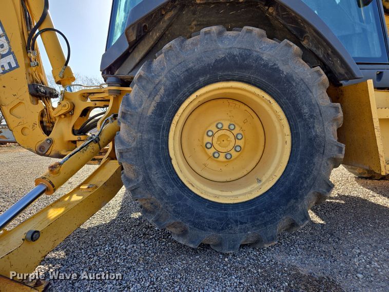 image for item EL5694 2003 John Deere 310SG backhoe