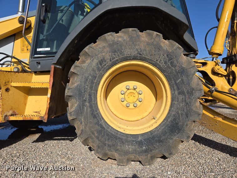 image for item EL5694 2003 John Deere 310SG backhoe