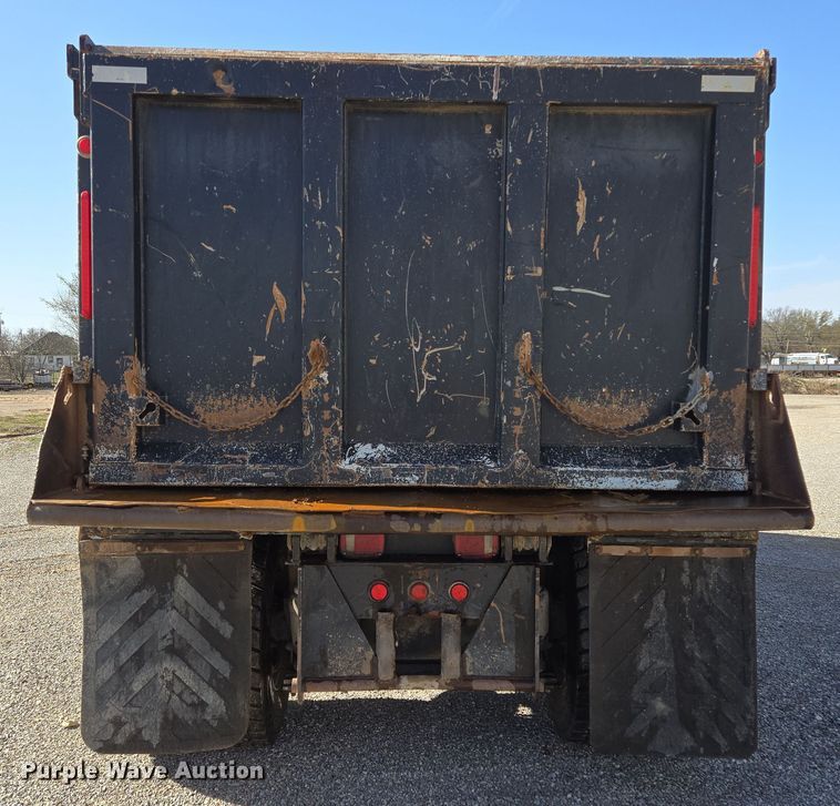image for item EL5695 2014 Freightliner 114SD dump truck