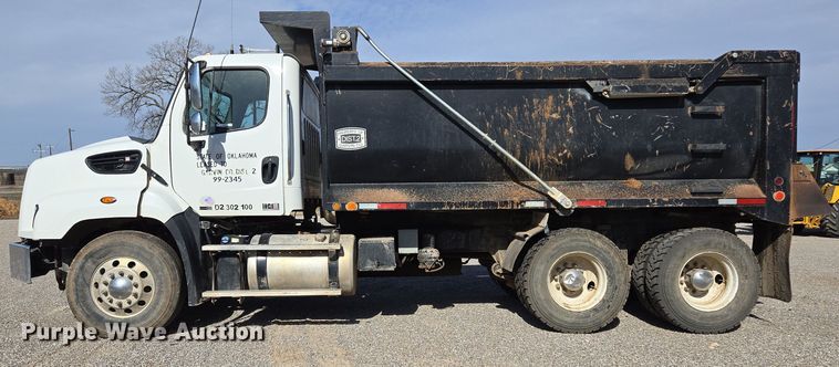 image for item EL5695 2014 Freightliner 114SD dump truck