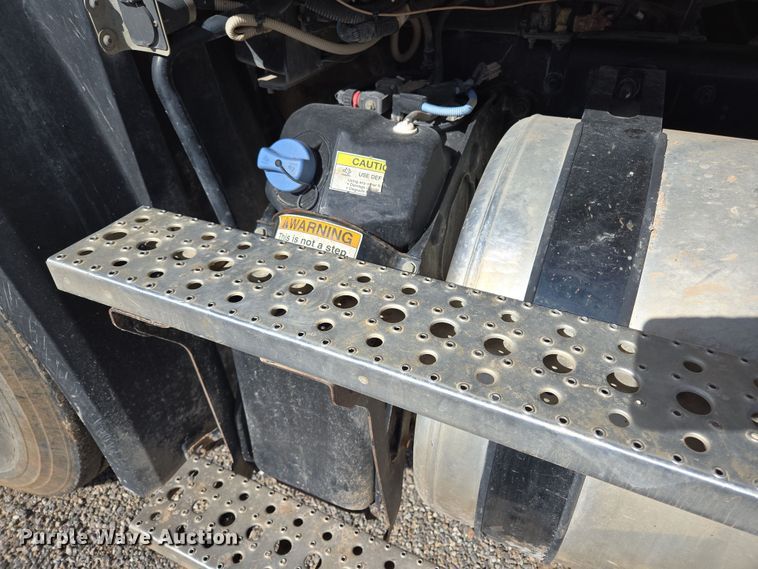 image for item EL5695 2014 Freightliner 114SD dump truck