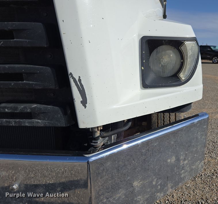 image for item EL5695 2014 Freightliner 114SD dump truck