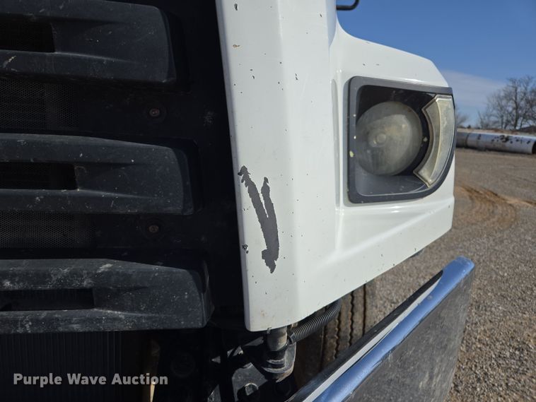 image for item EL5695 2014 Freightliner 114SD dump truck