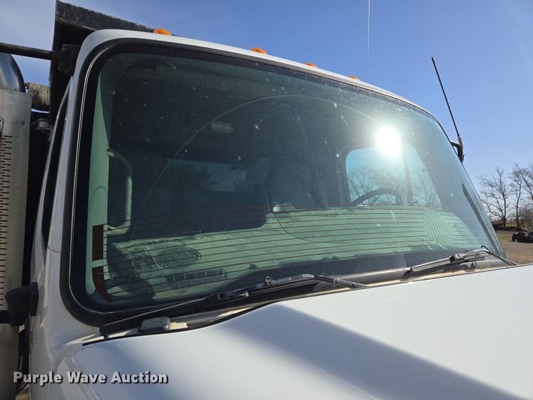 image for item EL5695 2014 Freightliner 114SD dump truck