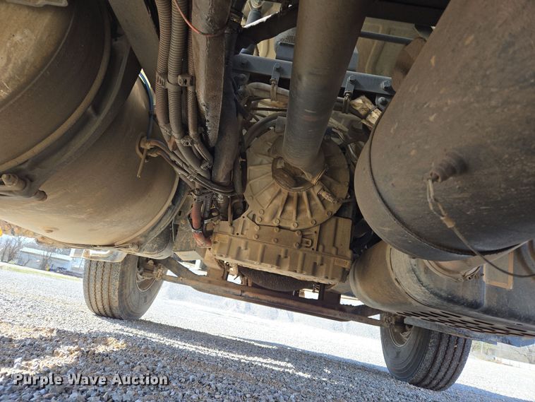 image for item EL5695 2014 Freightliner 114SD dump truck