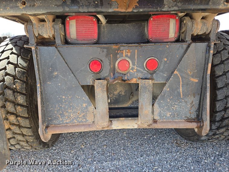 image for item EL5695 2014 Freightliner 114SD dump truck