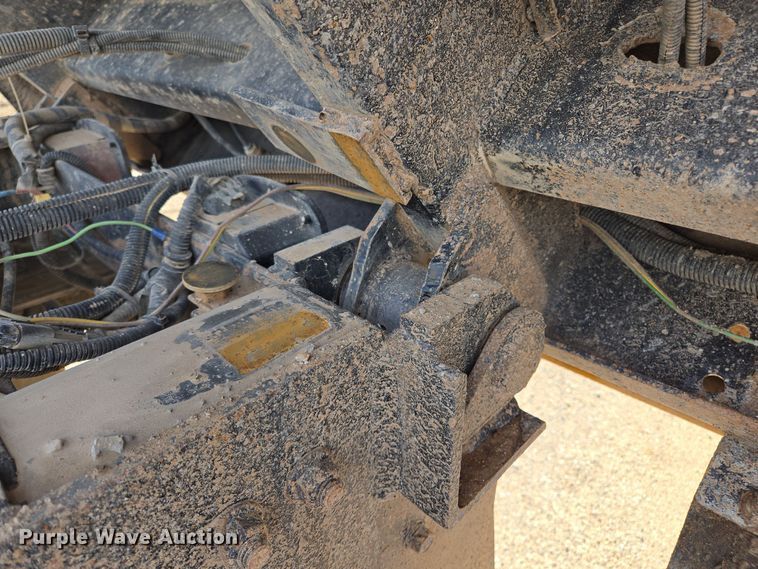 image for item EL5695 2014 Freightliner 114SD dump truck