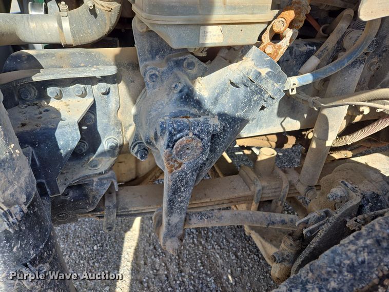 image for item EL5695 2014 Freightliner 114SD dump truck