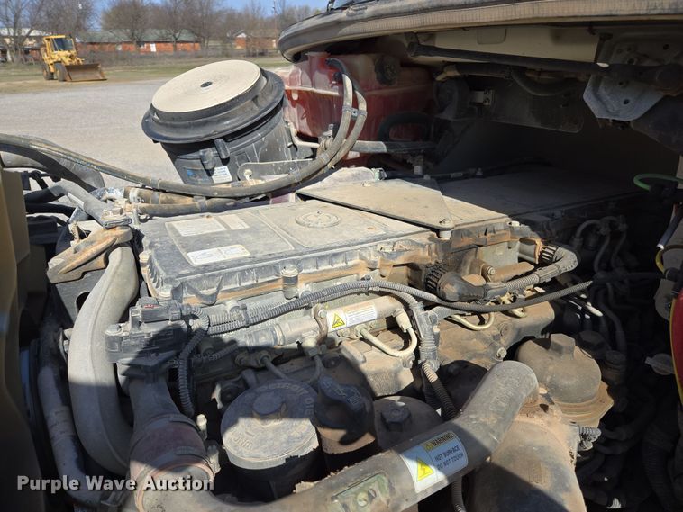 image for item EL5695 2014 Freightliner 114SD dump truck