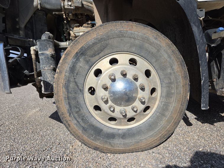 image for item EL5695 2014 Freightliner 114SD dump truck