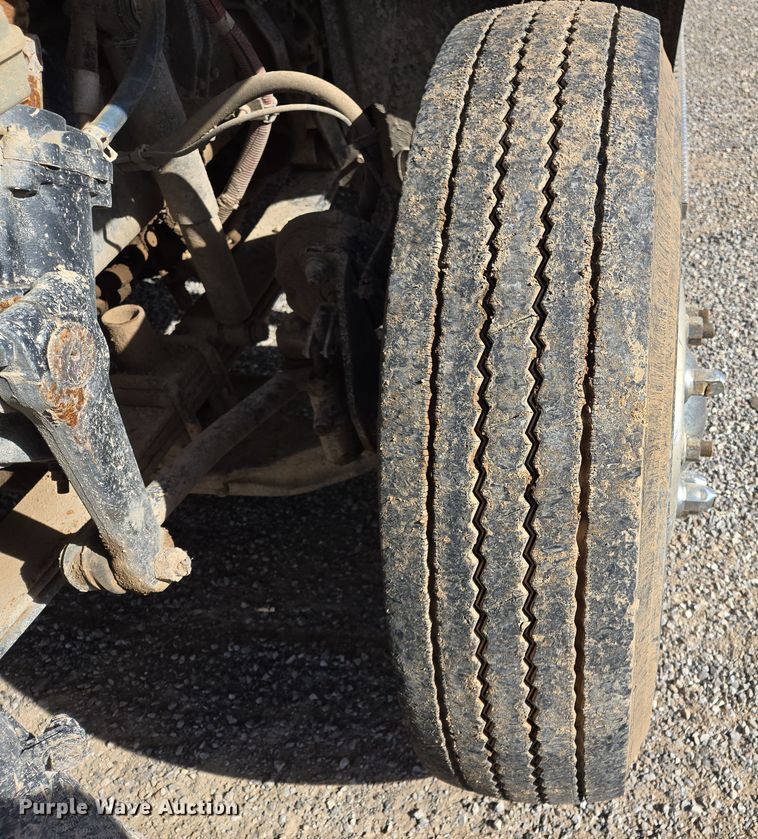 image for item EL5695 2014 Freightliner 114SD dump truck