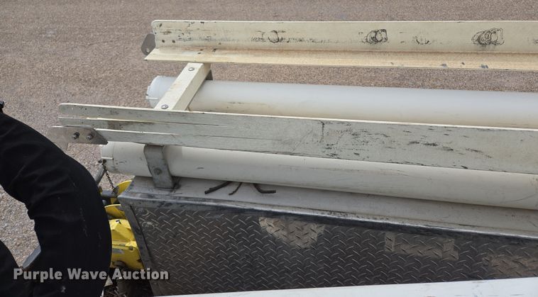 image for item EL5698 2006 Ford F550 Super Duty XLT bucket truck