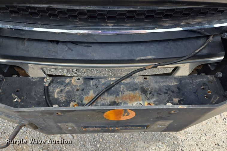 image for item EL5698 2006 Ford F550 Super Duty XLT bucket truck