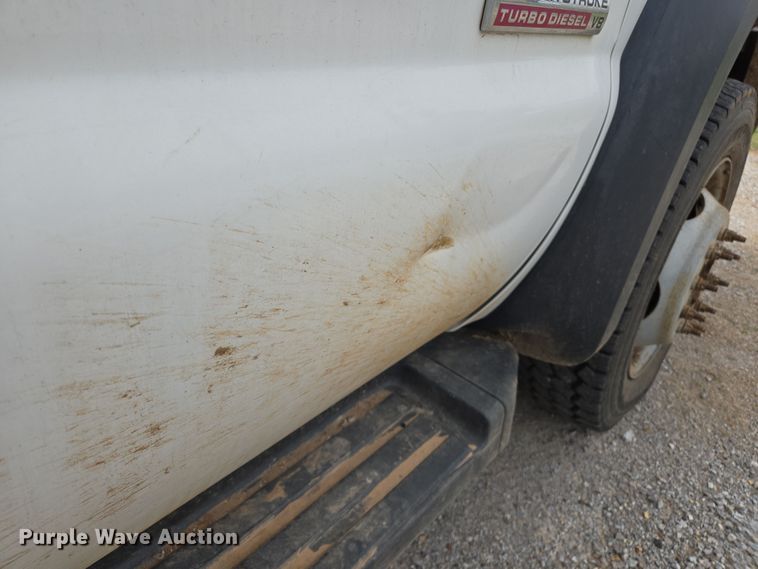 image for item EL5698 2006 Ford F550 Super Duty XLT bucket truck