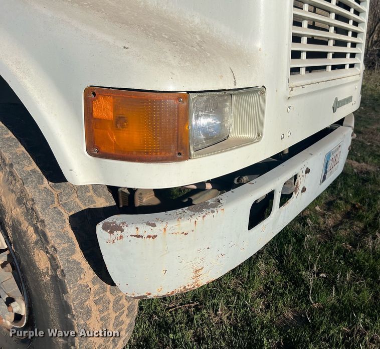 image for item EL5707 1990 International 4900 sewer jetter truck