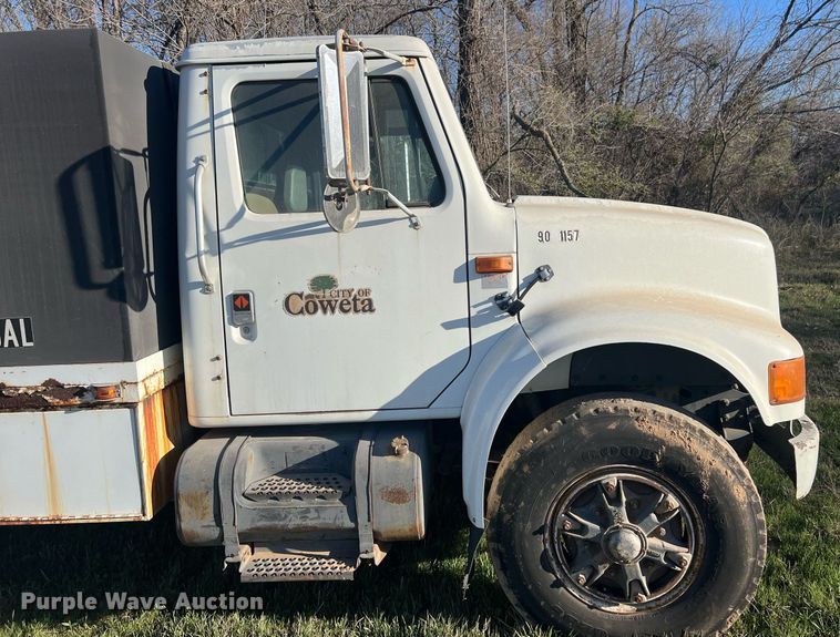 image for item EL5707 1990 International 4900 sewer jetter truck