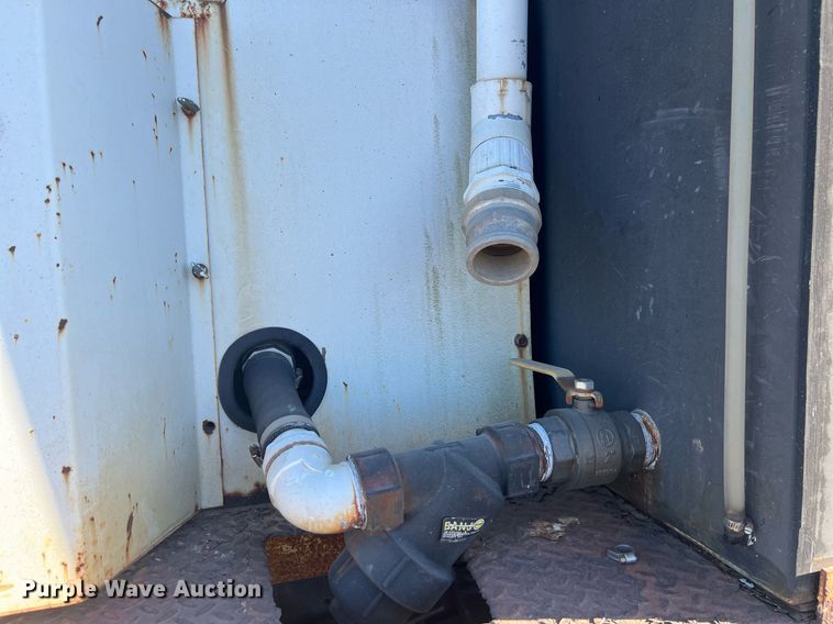 image for item EL5707 1990 International 4900 sewer jetter truck