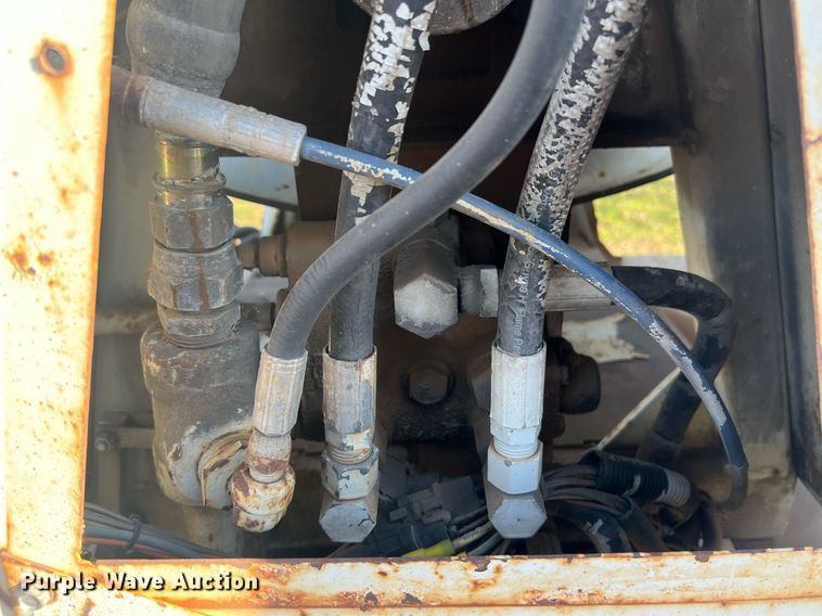 image for item EL5707 1990 International 4900 sewer jetter truck