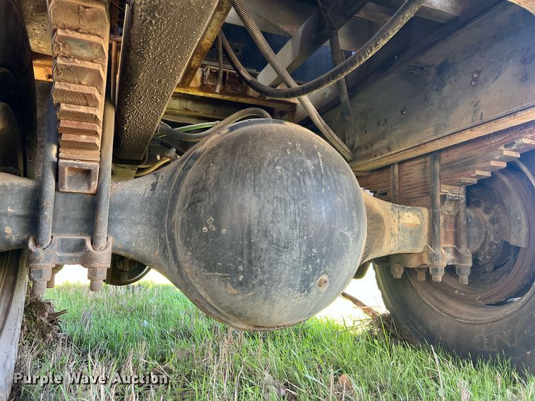 image for item EL5707 1990 International 4900 sewer jetter truck