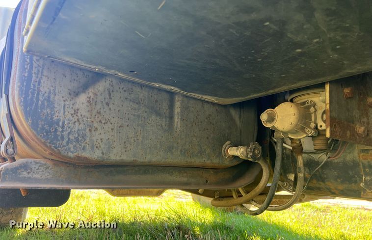 image for item EL5707 1990 International 4900 sewer jetter truck