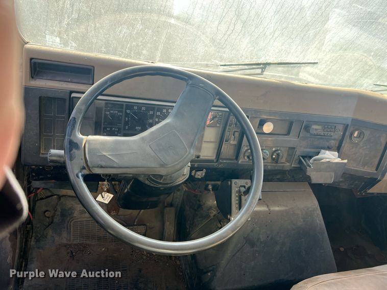 image for item EL5707 1990 International 4900 sewer jetter truck