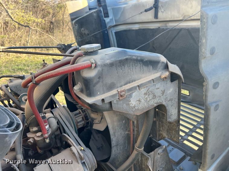 image for item EL5707 1990 International 4900 sewer jetter truck