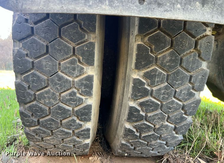 image for item EL5707 1990 International 4900 sewer jetter truck