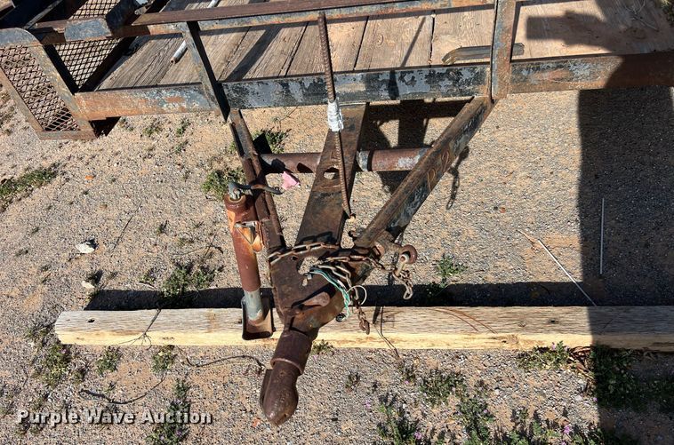 image for item EL5727 Utility trailer