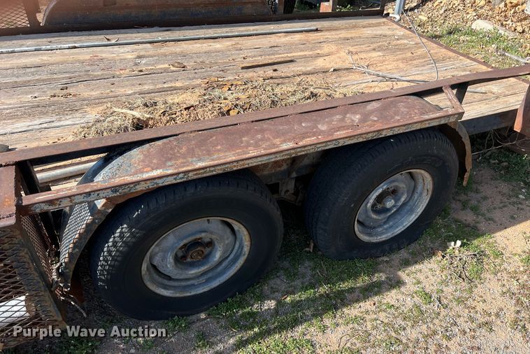image for item EL5727 Utility trailer