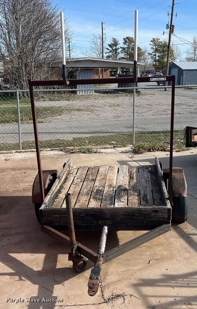 image for item EL5728 Utility trailer