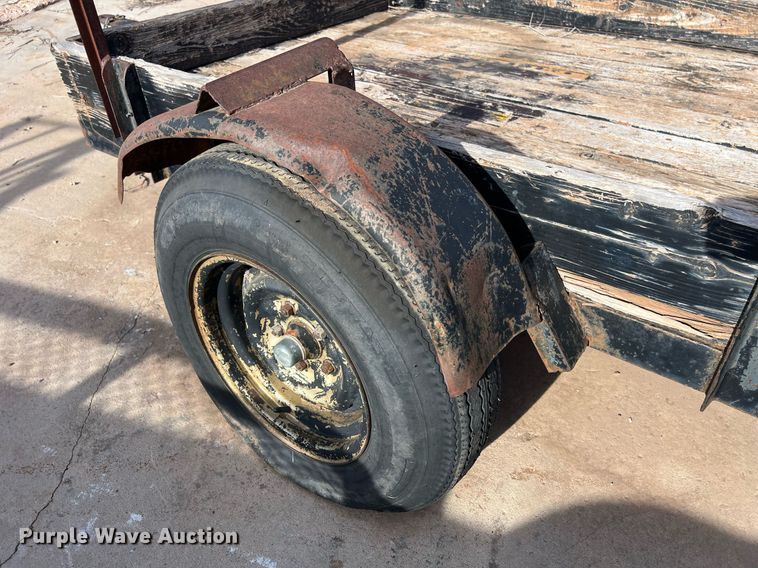 image for item EL5728 Utility trailer