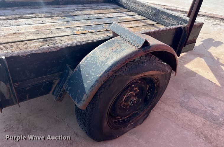 image for item EL5728 Utility trailer