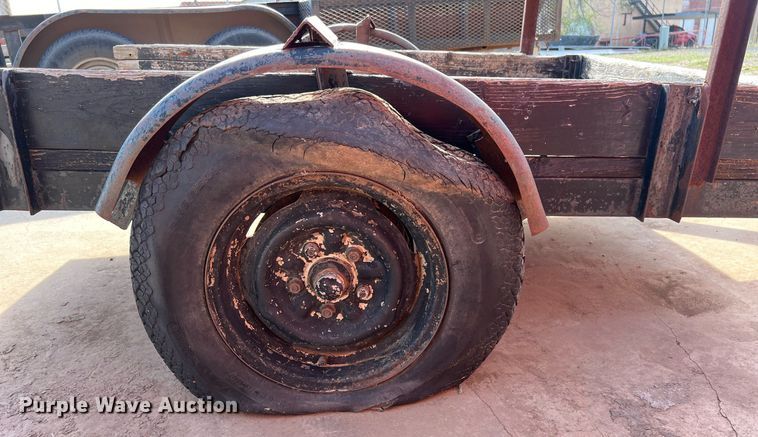 image for item EL5728 Utility trailer